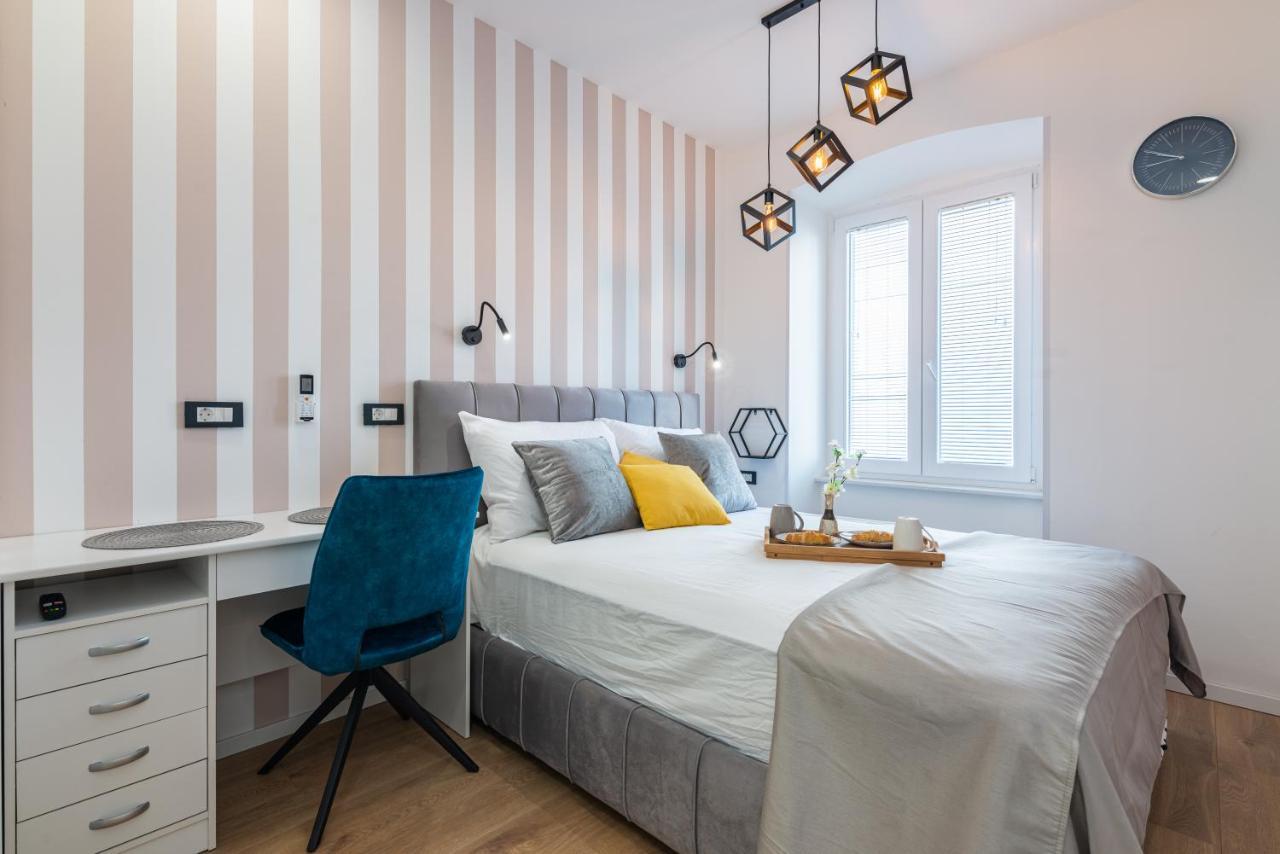 Apartments & Rooms Six Rijeka Ngoại thất bức ảnh