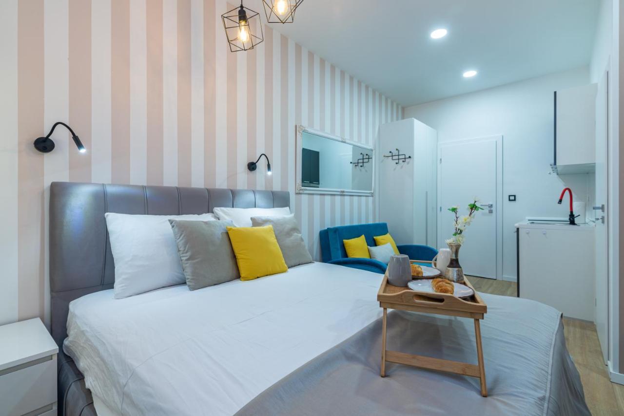 Apartments & Rooms Six Rijeka Ngoại thất bức ảnh