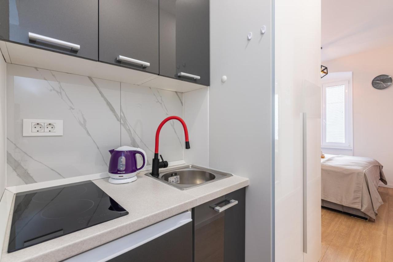 Apartments & Rooms Six Rijeka Ngoại thất bức ảnh